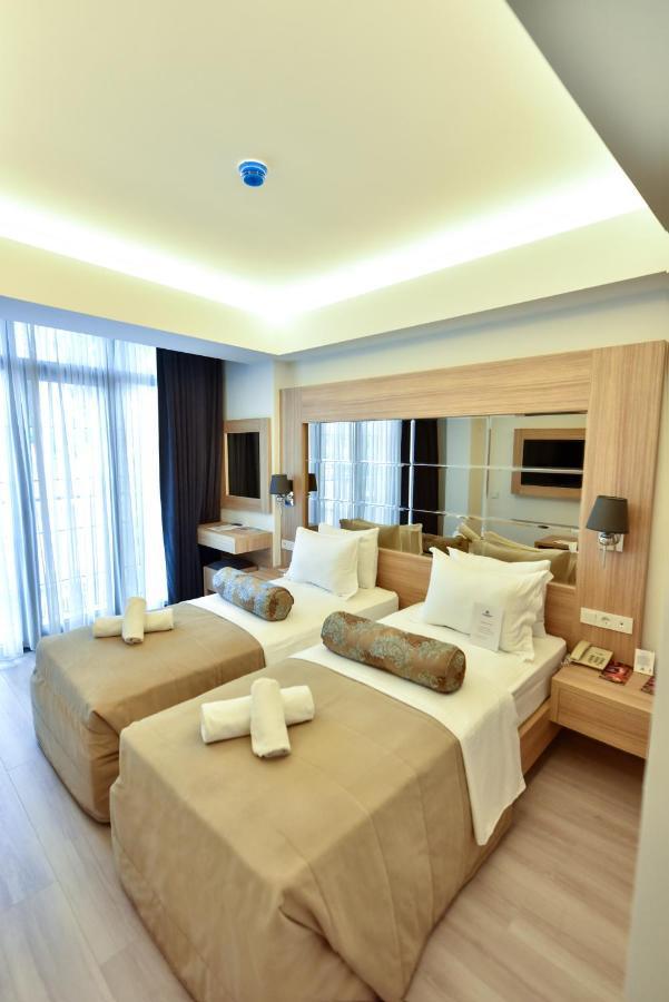 Alesta Midtown Aparthotel Fethiye Exterior photo